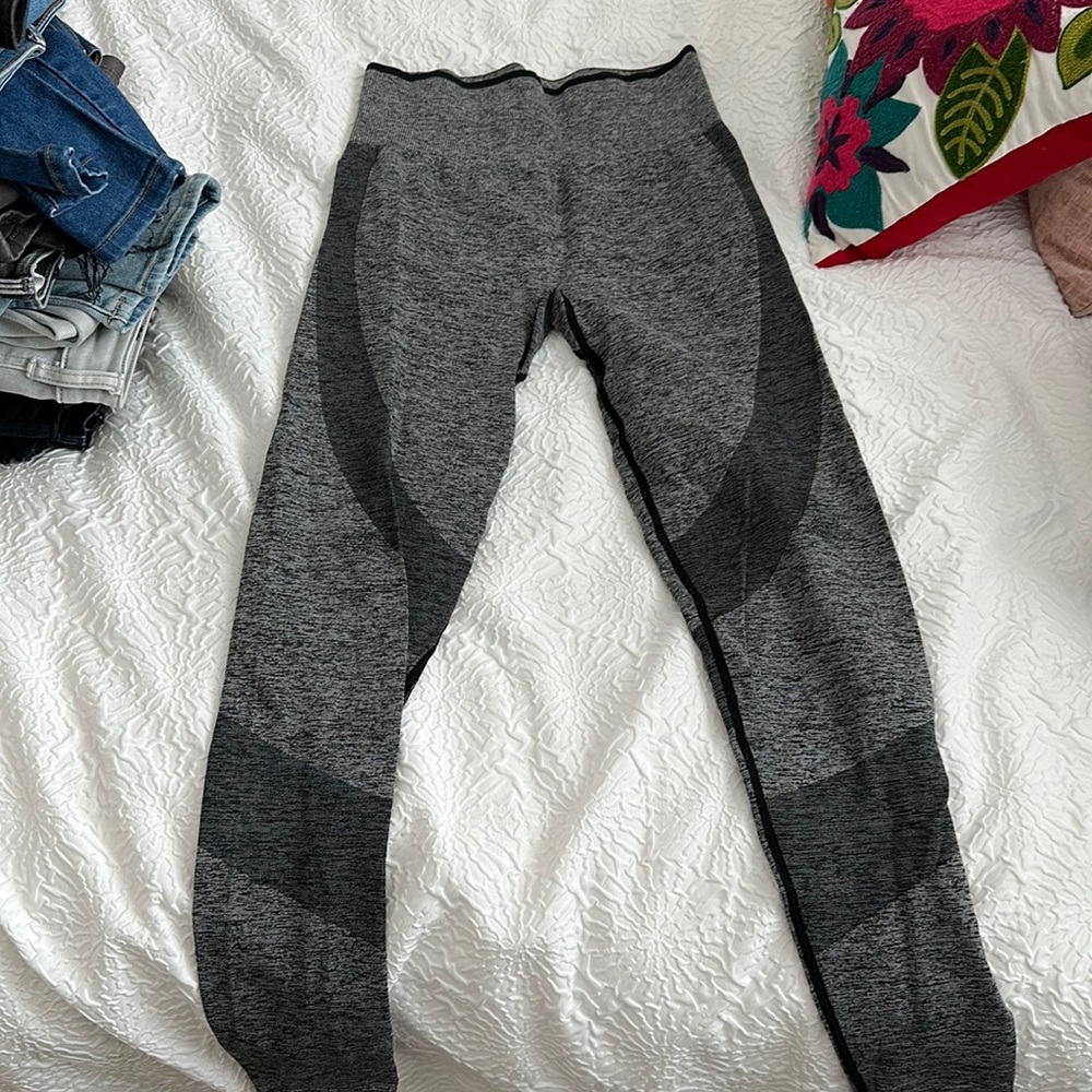 Victorias Secret PINK Seamless Legging Small